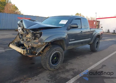 2011 Toyota Tacoma Base V6 из США, поврежденный, VIN 5TFUU4EN4BX012261